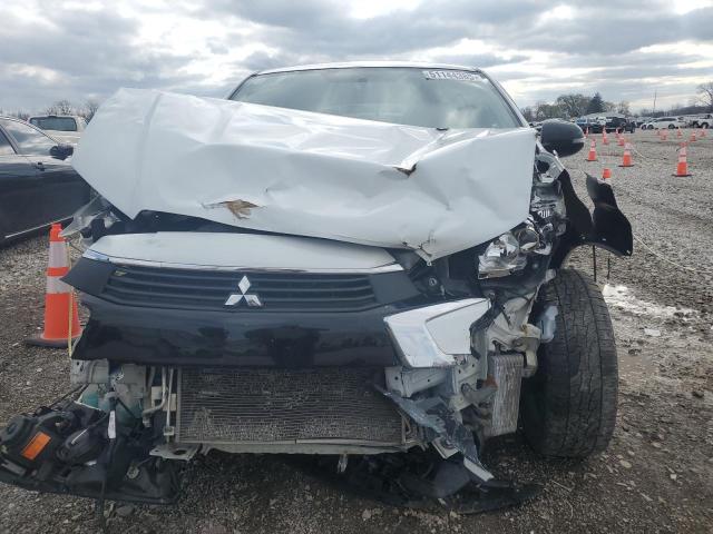 JA4AR3AU4HZ045358 - 2017 MITSUBISHI OUTLANDER ES Սպիտակ լուսանկար 5