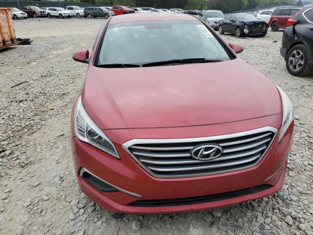 5NPE24AF7HH594997 - 2017 HYUNDAI SONATA SE RED photo 5