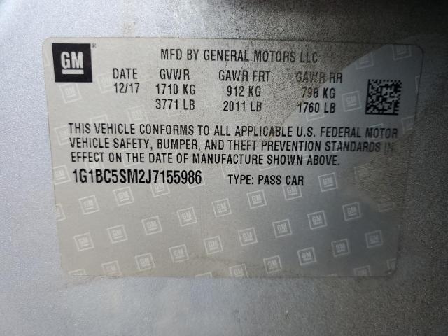 1G1BC5SM2J7155986 - 2018 CHEVROLET CRUZE LS ვერცხლისფერი ფოტო 13