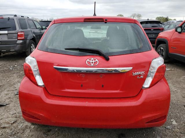 JTDKTUD38DD567924 - 2013 TOYOTA YARIS RED photo 6