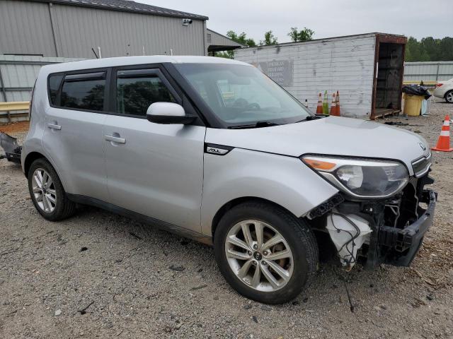 KNDJP3A55H7441282 - 2017 KIA SOUL + SILVER photo 4