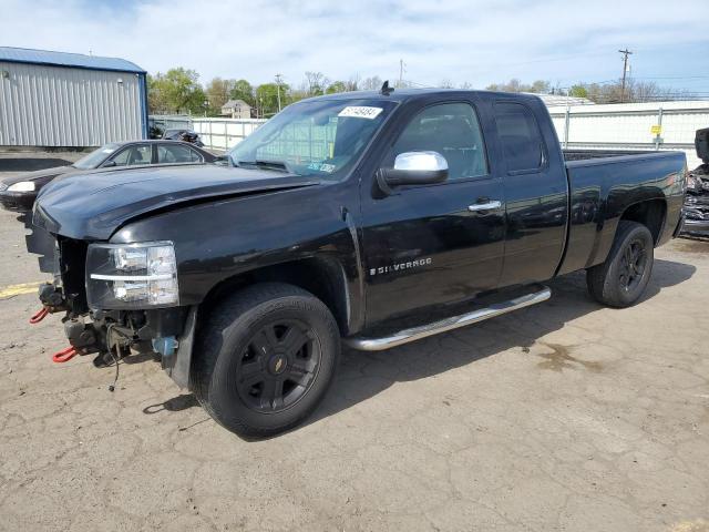 2GCEK19J681215433 - 2008 CHEVROLET SILVERADO K1500 BLACK photo 1