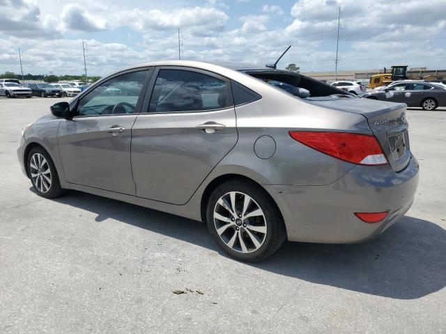 KMHCT4AE4HU370566 - 2017 HYUNDAI ACCENT SE GRAY photo 2