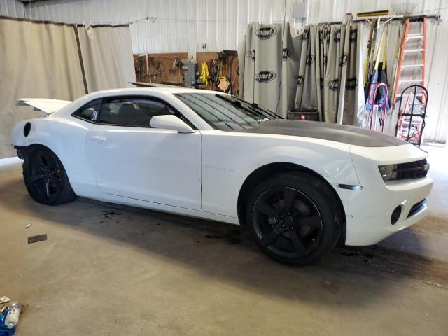 2G1FC1ED7B9213838 - 2011 CHEVROLET CAMARO LT WHITE photo 4