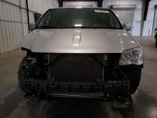 2C4RC1BG5CR232778 - 2012 CHRYSLER TOWN & COU TOURING 银色 照片 5