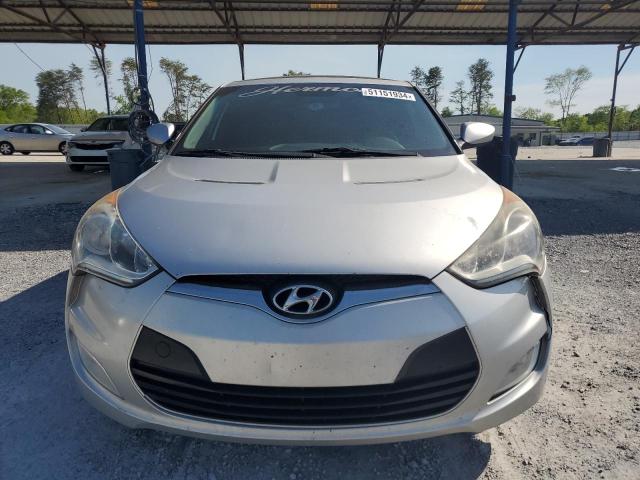 KMHTC6AD6DU122526 - 2013 HYUNDAI VELOSTER SILVER photo 5