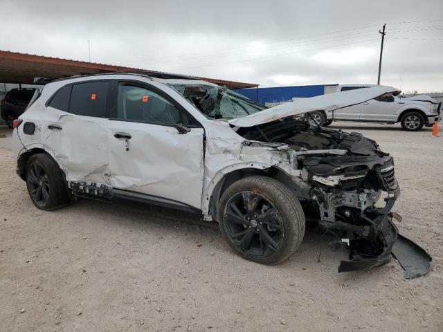 LRBFZNR47PD067022 - 2023 BUICK ENVISION ESSENCE Սպիտակ լուսանկար 4