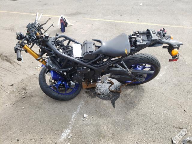 MH3RH17Y7KK001334 - 2019 YAMAHA YZFR3 BLUE photo 9