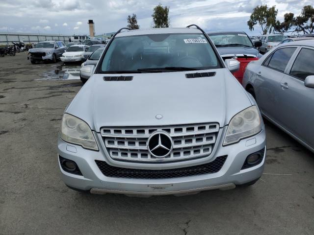 4JGBB2FB1AA585315 - 2010 MERCEDES-BENZ ML 350 BLUETEC SILVER photo 5