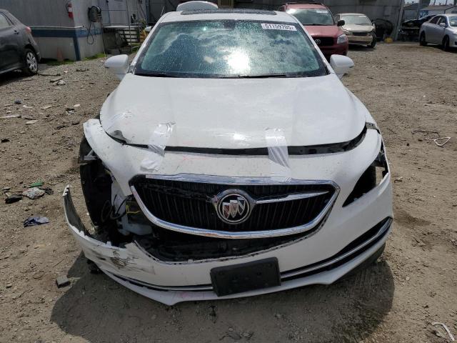 1G4ZP5SS5HU159515 - 2017 BUICK LACROSSE ESSENCE WHITE photo 5