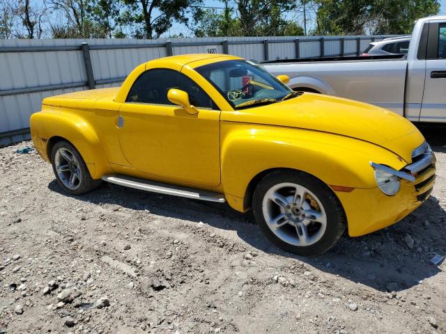1GCES14P04B107573 - 2004 CHEVROLET SSR 黄色 照片 4