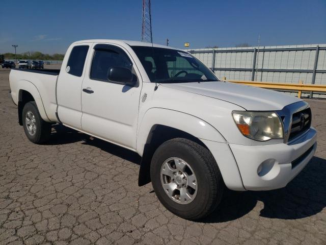 5TETU62N87Z416157 - 2007 TOYOTA TACOMA PRERUNNER ACCESS CAB WHITE photo 4