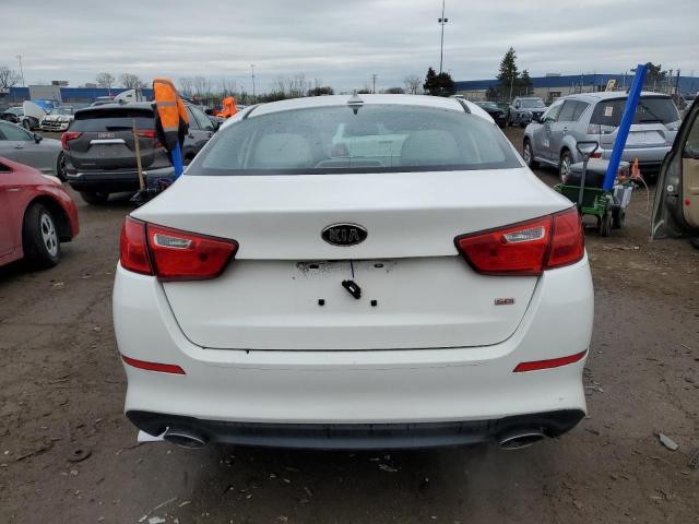 KNAGM4A78F5556832 - 2015 KIA OPTIMA LX WHITE photo 6