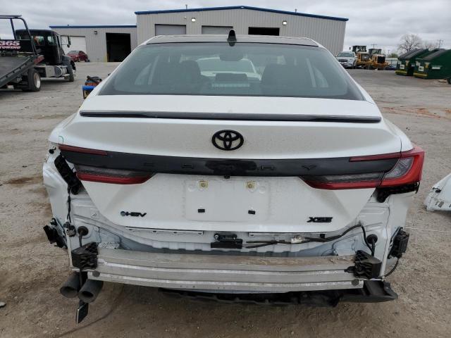 4T1DAACK4SU063613 - 2025 TOYOTA CAMRY XSE WHITE photo 6