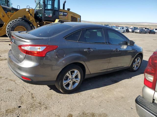 1FAHP3F21CL130404 - 2012 FORD FOCUS SE GRAY photo 3