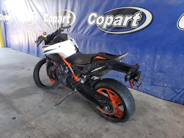 VBKTU9407LM800256 - 2020 KTM 890 DUKE R WHITE photo 3