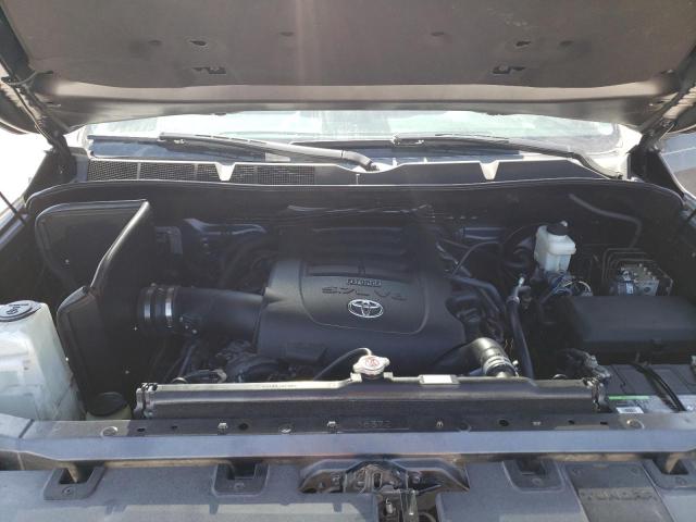 5TFRY5F16JX238148 - 2018 TOYOTA TUNDRA DOUBLE CAB SR/SR5 GRAY photo 11