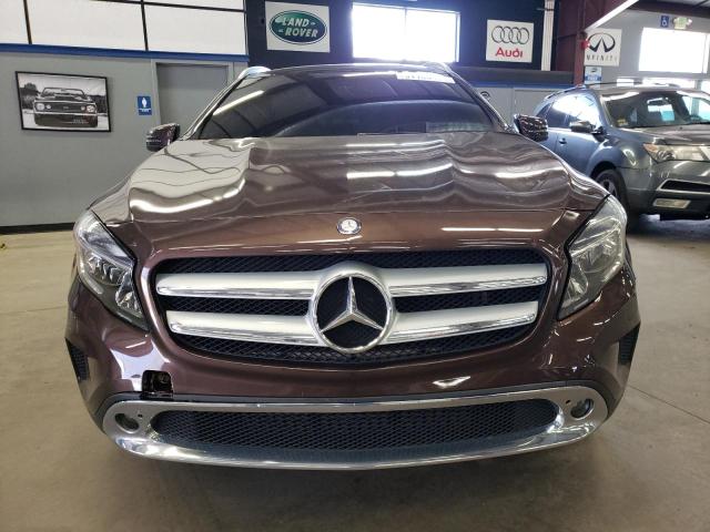 WDCTG4GB3HJ331338 - 2017 MERCEDES-BENZ GLA 250 4MATIC BROWN photo 5