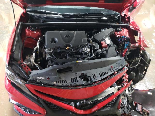 4T1G11AK8RU252419 - 2024 TOYOTA CAMRY SE NIGHT SHADE RED photo 11