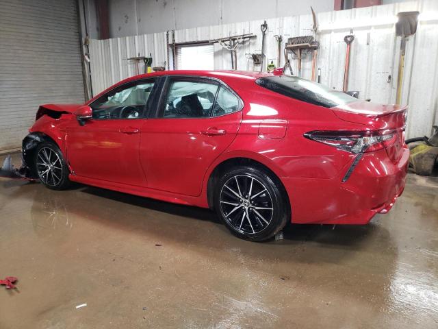 4T1G11AK8RU252419 - 2024 TOYOTA CAMRY SE NIGHT SHADE RED photo 2