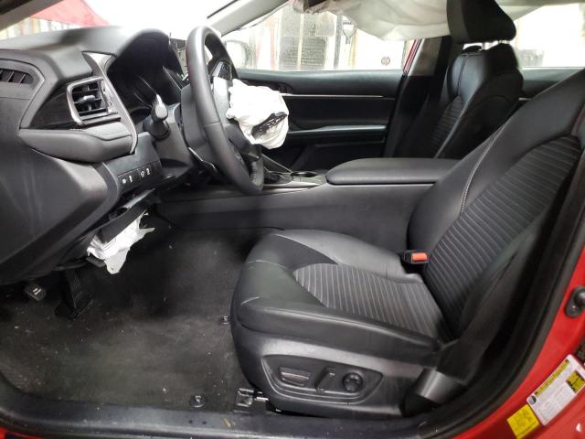 4T1G11AK8RU252419 - 2024 TOYOTA CAMRY SE NIGHT SHADE RED photo 7