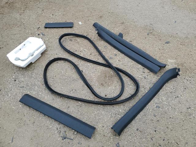 JTKJF5C76E3086888 - 2014 TOYOTA SCION TC 白色 照片 12