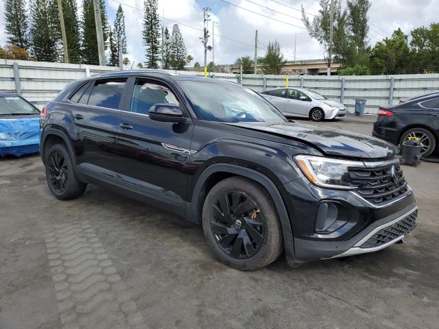 1V2JE2CA5RC200727 - 2024 VOLKSWAGEN ATLAS CROS SE Чорний фото 4