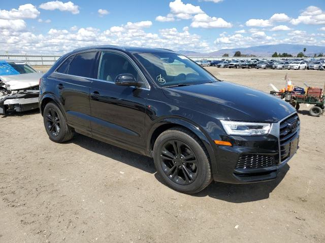 WA1JCCFS6JR028351 - 2018 AUDI Q3 PREMIUM PLUS BLACK photo 4