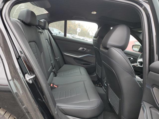 3MW49FS09P8D42261 - 2023 BMW M340I BLACK photo 10