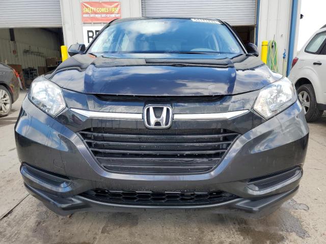 3CZRU6H38JG703429 - 2018 HONDA HR-V LX BLACK photo 5