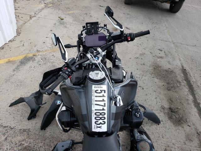 WB10M1301N6F90882 - 2022 BMW R 1250 GS ADVENTURE BLACK photo 5