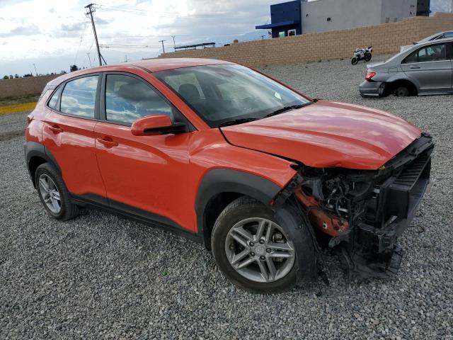 KM8K12AAXLU563347 - 2020 HYUNDAI KONA SE ORANGE photo 4