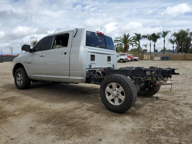 3C63R3LL3FG590765 - 2015 RAM 3500 SLT SILVER photo 2