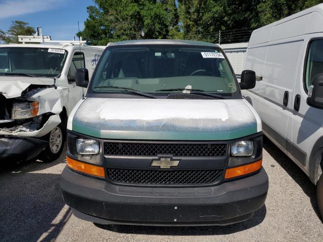 1GCWGAFF7H1126661 - 2017 CHEVROLET EXPRESS G2 WHITE photo 5