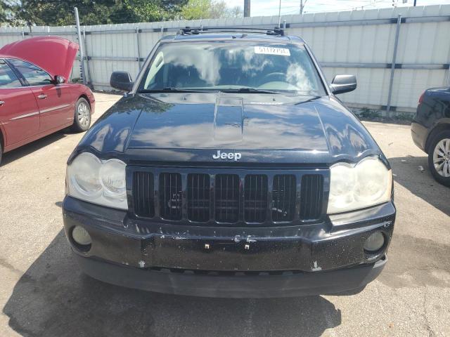 1J8GS48K36C155292 - 2006 JEEP GRAND CHER LAREDO BLACK photo 5