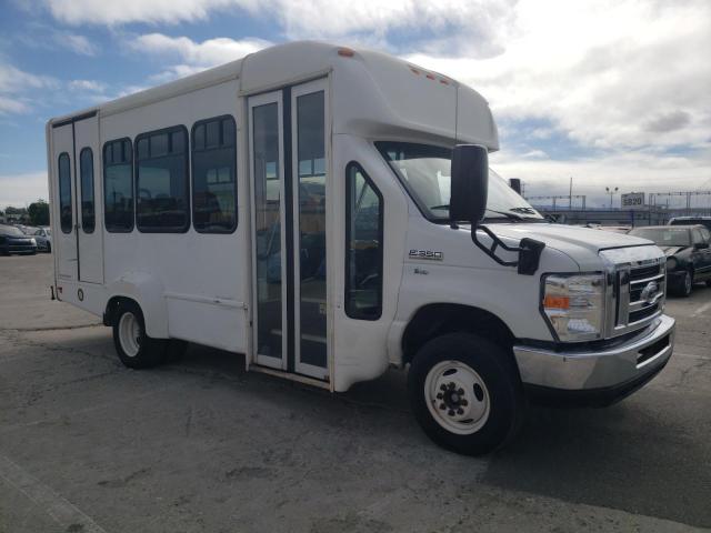 2016 FORD ECONOLINE E350 SUPER DUTY CUTAWAY VAN, null
