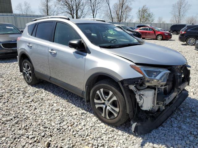 JTMBFREV6JD246979 - 2018 TOYOTA RAV4 LE SILVER photo 4