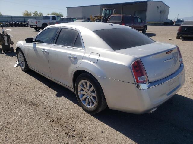 2C3CCACG3CH309825 - 2012 CHRYSLER 300 LIMITED SILVER photo 2