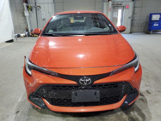 JTND4MBE8P3191970 - 2023 TOYOTA COROLLA SE ORANGE photo 5