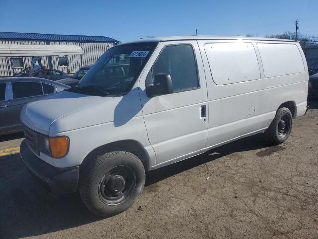 1FTRE14W45HA31452 - 2005 FORD ECONOLINE E150 VAN WHITE photo 1