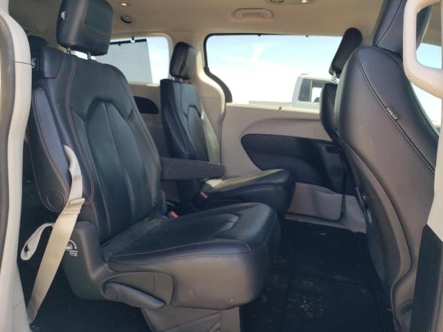 2C4RC1BG7KR540100 - 2019 CHRYSLER PACIFICA TOURING L WHITE photo 11