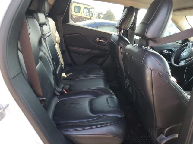 1C4PJMBS7GW199248 - 2016 JEEP CHEROKEE TRAILHAWK WHITE photo 11