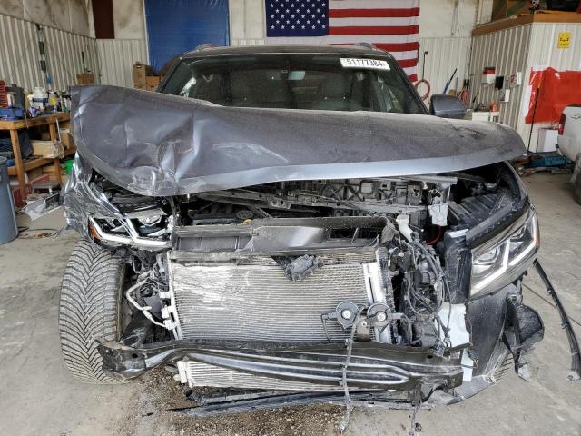 1V2KE2CA8PC216325 - 2023 VOLKSWAGEN ATLAS CROS SE Argent photo 5
