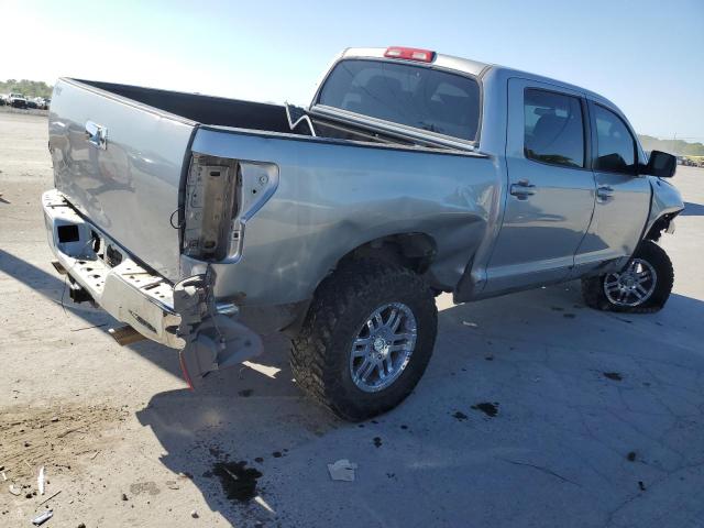 5TFDW5F11AX113879 - 2010 TOYOTA TUNDRA CREWMAX SR5 SILVER photo 3