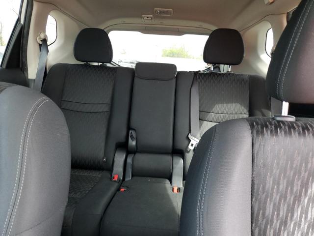 KNMAT2MT6JP537279 - 2018 NISSAN ROGUE S ვერცხლისფერი ფოტო 10