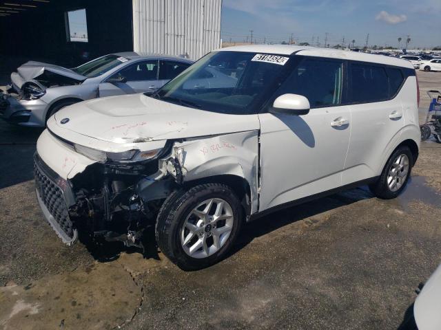 KNDJ23AU1M7138452 - 2021 KIA SOUL LX WHITE photo 1