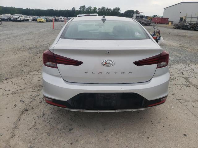 5NPD84LF1KH439747 - 2019 HYUNDAI ELANTRA SEL SILVER photo 6