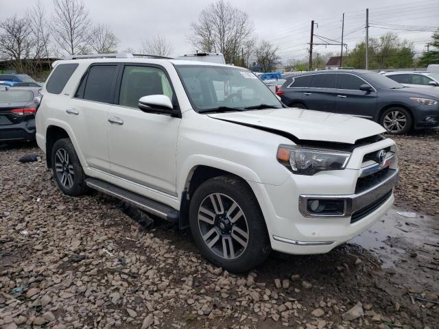 JTEBU5JR1F5216342 - 2015 TOYOTA 4RUNNER SR5 WHITE photo 4