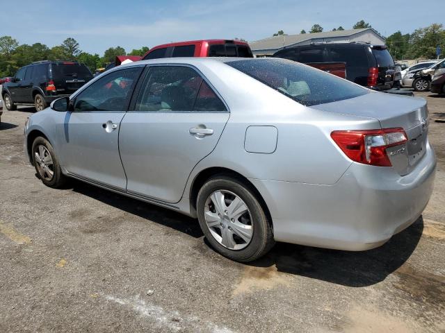 4T1BF1FK5CU052786 - 2012 TOYOTA CAMRY BASE SILVER photo 2