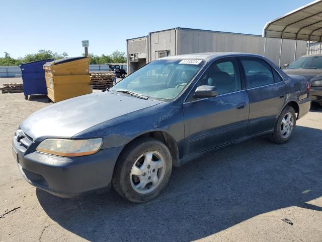 1HGCG6674WA082450 - 1998 HONDA ACCORD EX GREEN photo 1